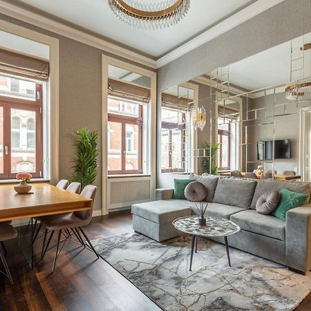Luxury Apartment With Balcony Next To The New York Cafe Budapest Exterior foto
