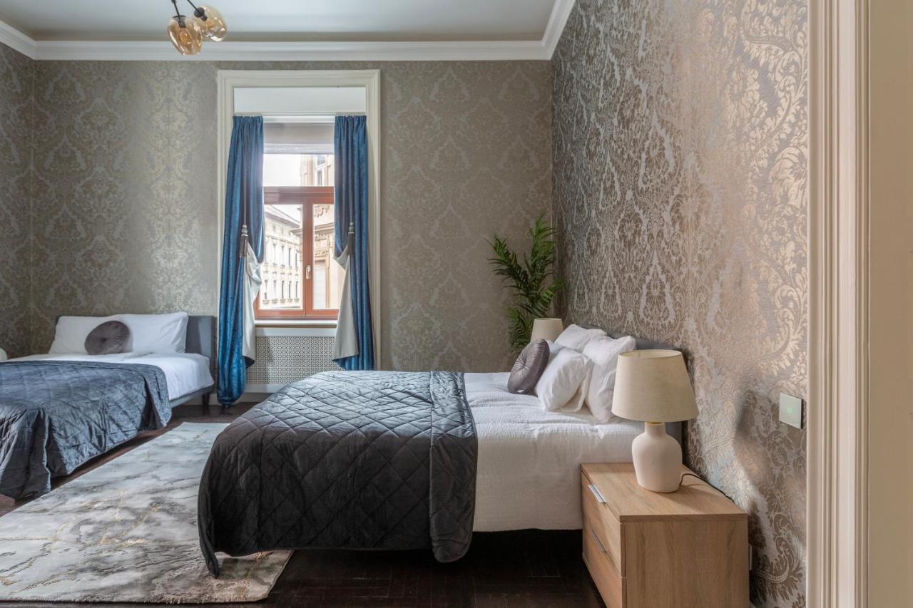 Luxury Apartment With Balcony Next To The New York Cafe Budapest Exterior foto